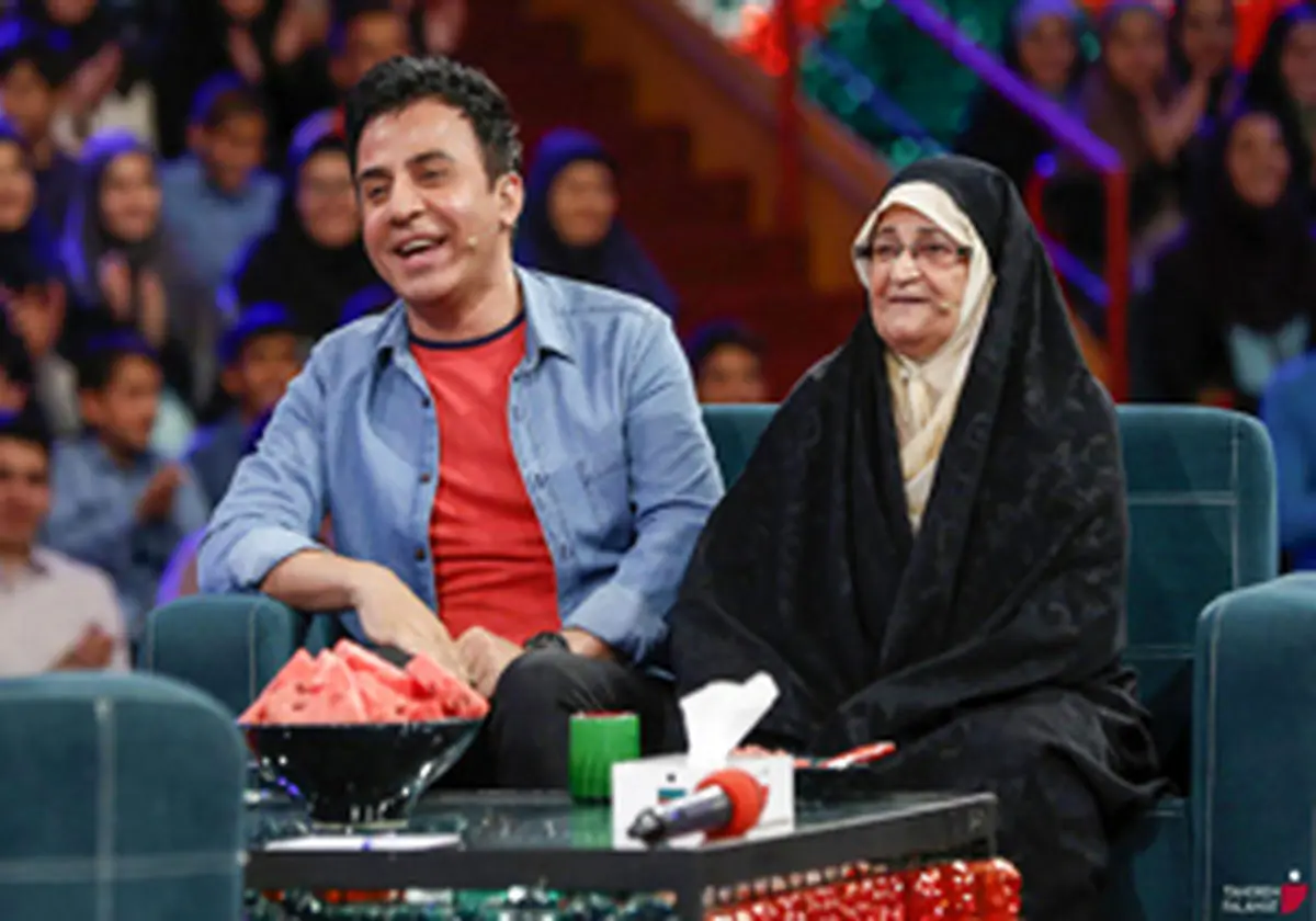 ناگفتههای مادر «عمو پورنگ» در برنامه خندوانه