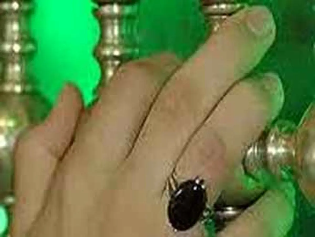 به چه چیزی توسل کنیم؟