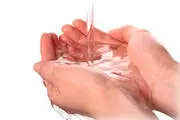 فقها موانع وضو را چه می‌دانند؟/ پاسخ به سؤالاتی درباره استفاده از مواد آرایشی، کاشت ناخن و...