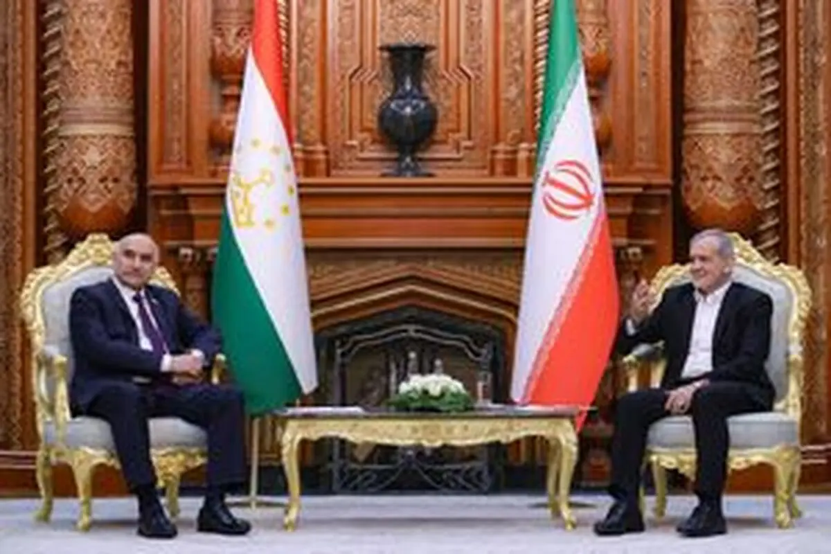 
پزشکیان: برای گسترش روابط با تاجیکستان محدودیت نداریم
