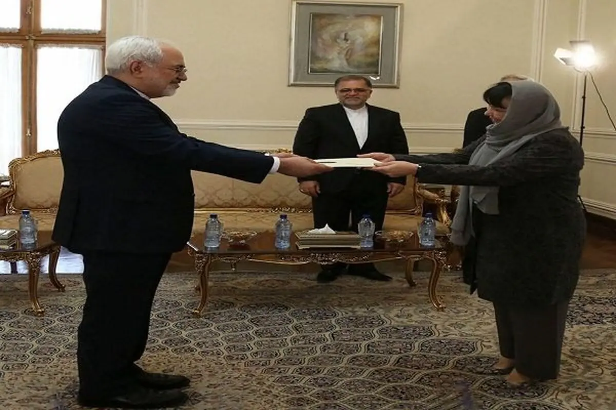 سفیر جدید اسلوونی در ایران استوارنامه خود را تقدیم ظریف کرد 