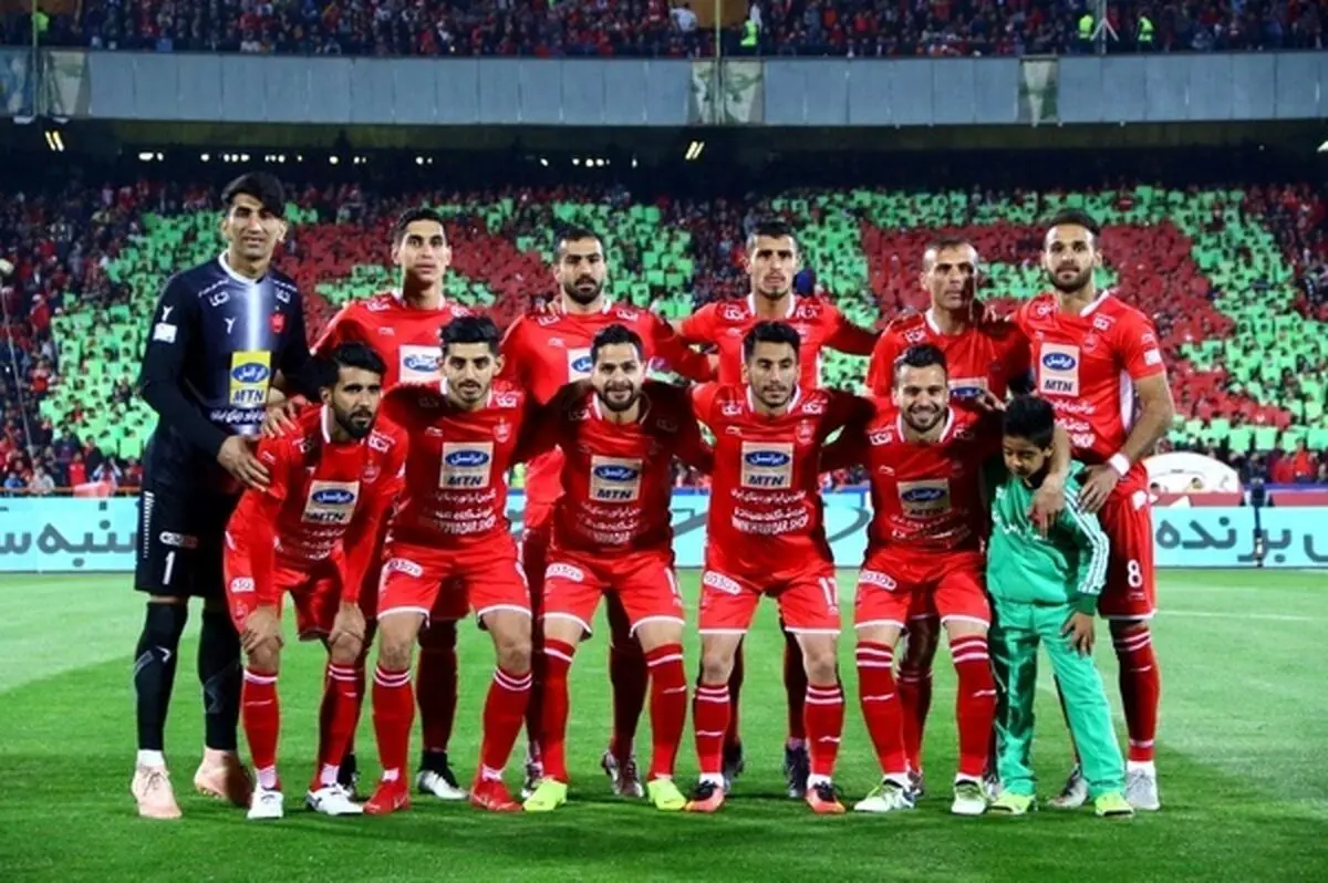 رختکن پرسپولیس آماده دیدار با ماشین سازی
