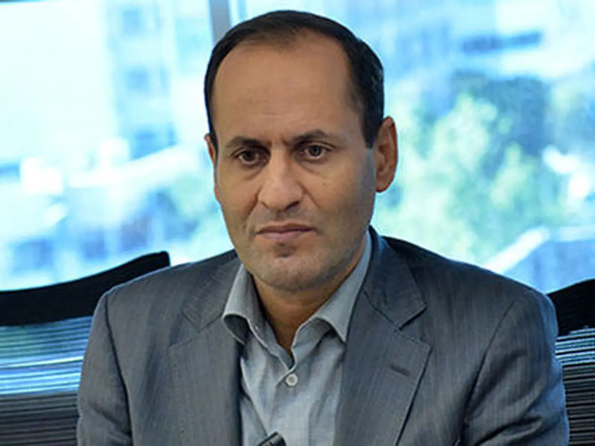 بانک‌ها پولی ندارند که بتوانند وام دهند/ نرخ سود بانکی اصلاح شود