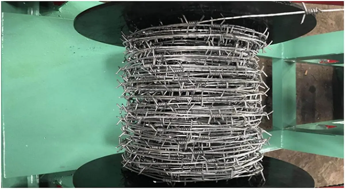 تولید سیم خاردار در کارخانه فولاد توفیقی