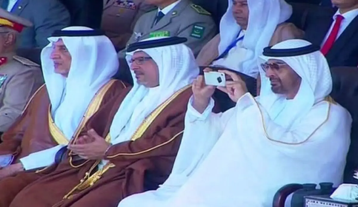 رفتار عجیب ولیعهد ابوظبی در مصر