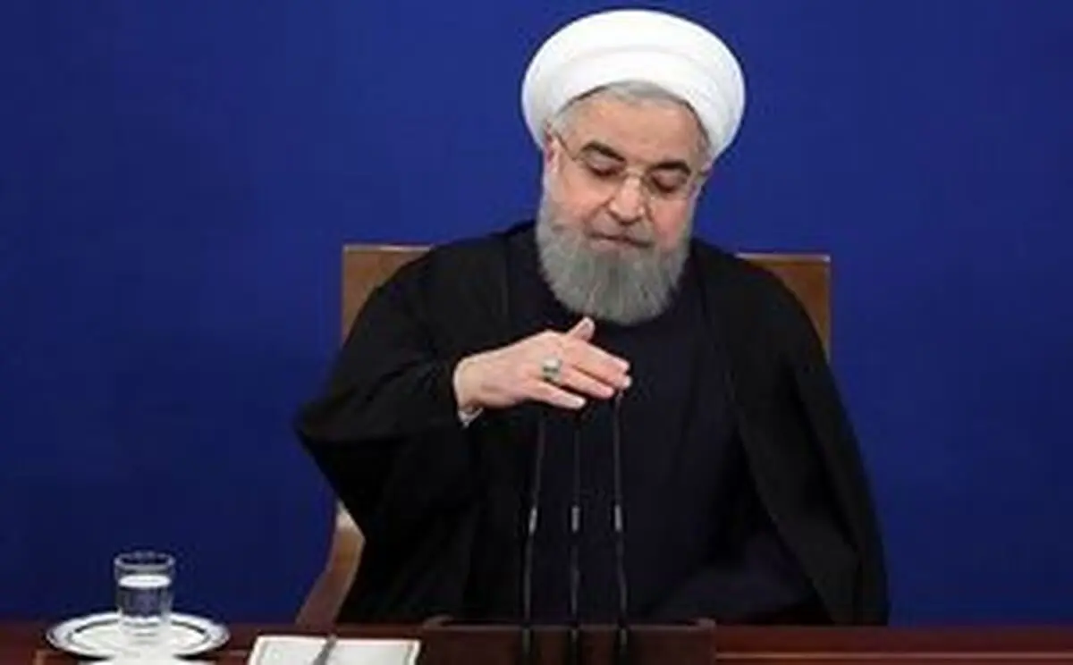 از مرور سئوالات امتحانی یک خبرنگار تا انکار دلار ۴۸۰۰ تومانی 