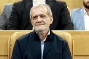 
تصاویر زیارت پزشکیان از حرم امیرالمومنین علی(ع)
