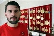 خداحافظی یک کشتی‌گیر دیگر از دنیای قهرمانی