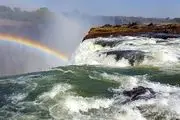 تصویر هوایی360درجه از یک آبشار زیبا