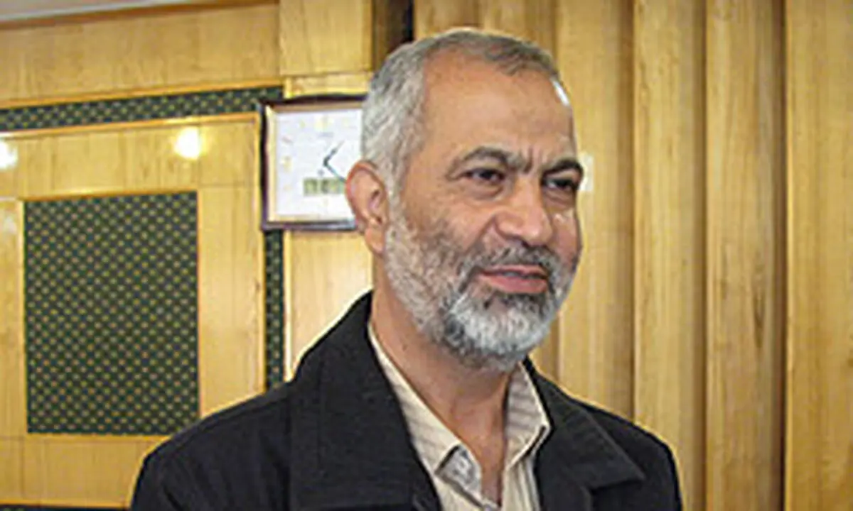 حداکثراضافه کارکارمندان درماه چندساعت است؟