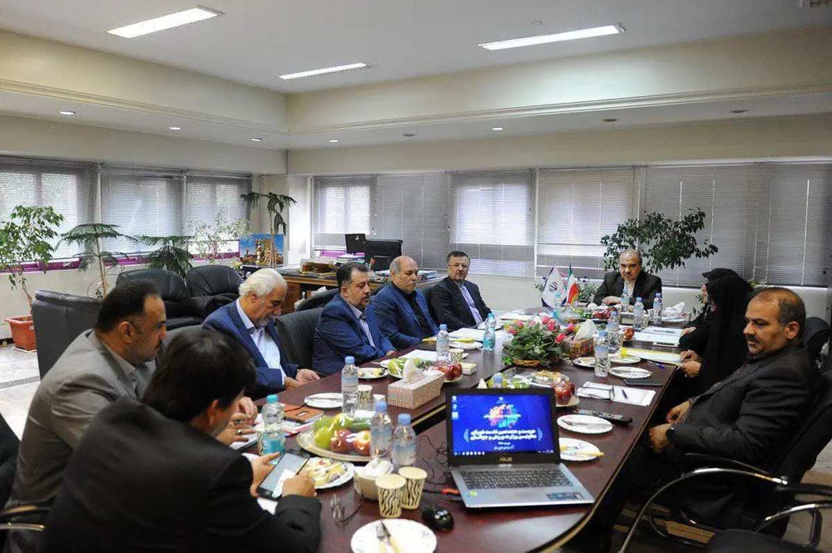 اظهارات وزیر ورزش درباره واگذاری استقلال و پرسپولیس