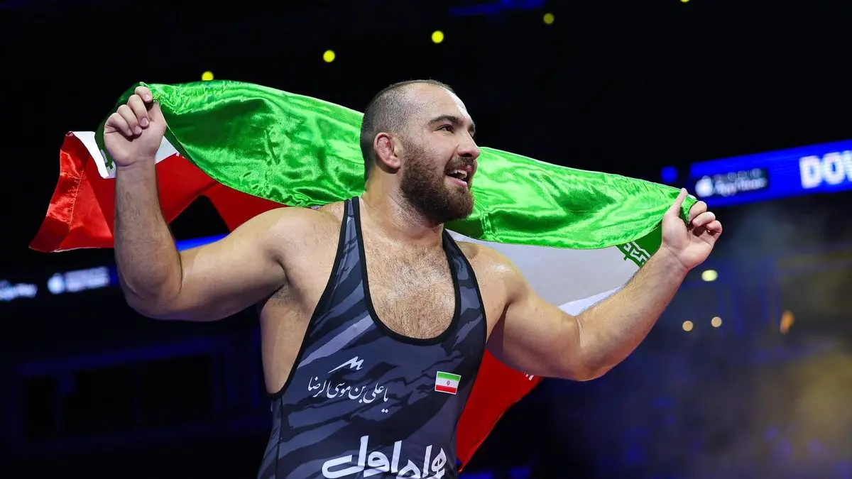 پادشاه سنگین وزن بر بام آسیا؛ امیرحسین زارع طلایی شد!