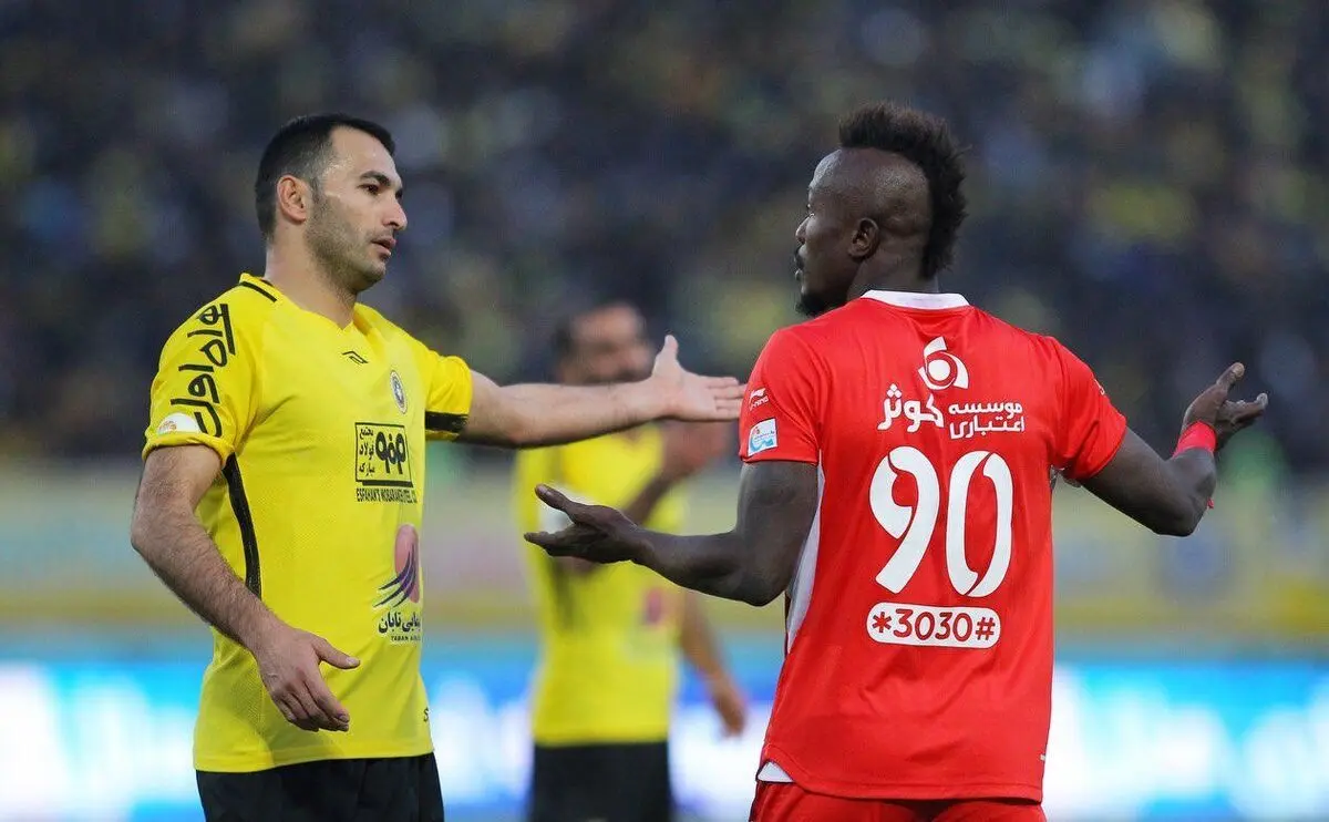 گزارشگر بازی سپاهان و پرسپولیس مشخص شد
