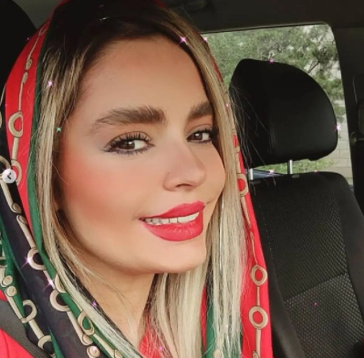 خانم بازیگر سبزپوش شد/ عکس