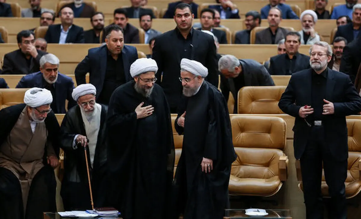 ماهیگیری لندن نشین ها از آب گل آلود اختلاف سران قوا