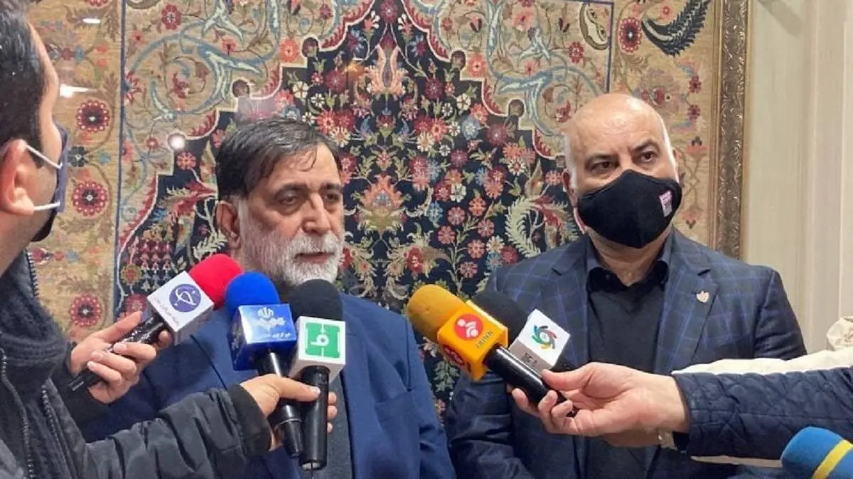 دعوای سازمان لیگ و استقلال بالا گرفت/ گروکشی در تبلیغات محیطی!
