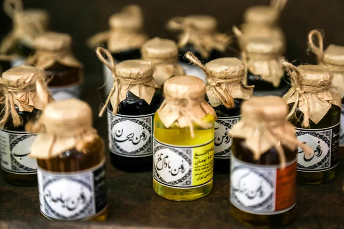 بهترین روغن های ضد پیری که به راحتی می توانید تهیه کنید