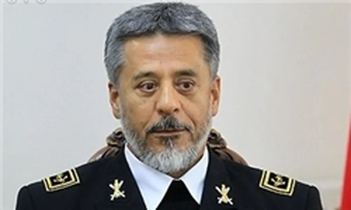 دیدار هیات نظامی چین با دریادار سیاری