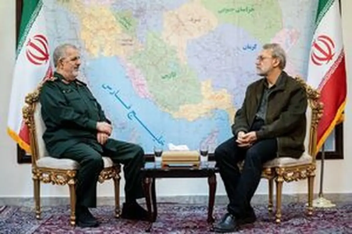 دیدار علی لاریجانی با سرلشکر پاکپور
