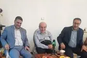عیادت جمعی از مسئولان بسیج جامعه پزشکی از دکتر منوچهر دوائی به مناسبت روز پزشک
