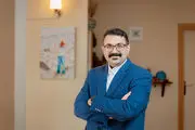 نیما قاضی: لابی تأمین اجتماعی پشت تصویب شتاب‌زده طرح بیمه رانندگان اینترنتی