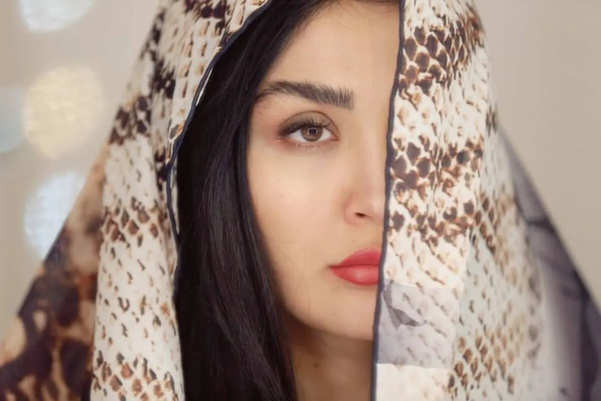 عکس سیاه و سفیدطور «مریم معصومی»