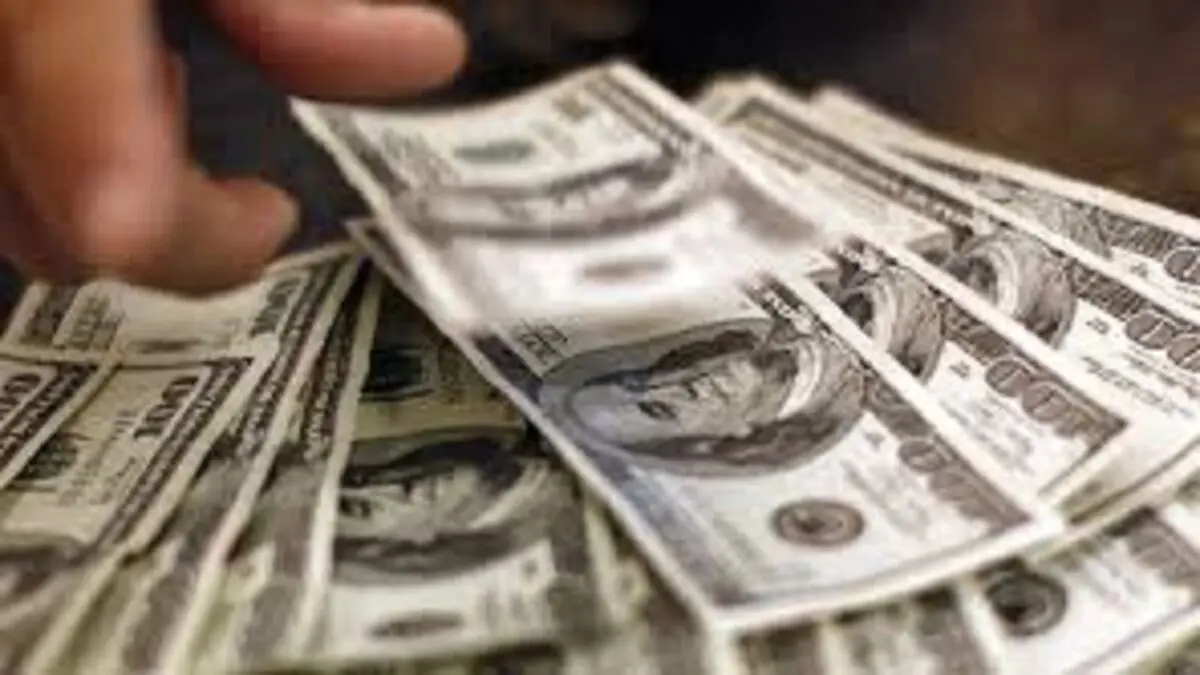 نرخ ارز در بازار آزاد ۱۳ دی ۱۴۰۰؛ دلار ۲۷ هزار و ۳۹۵ تومان است