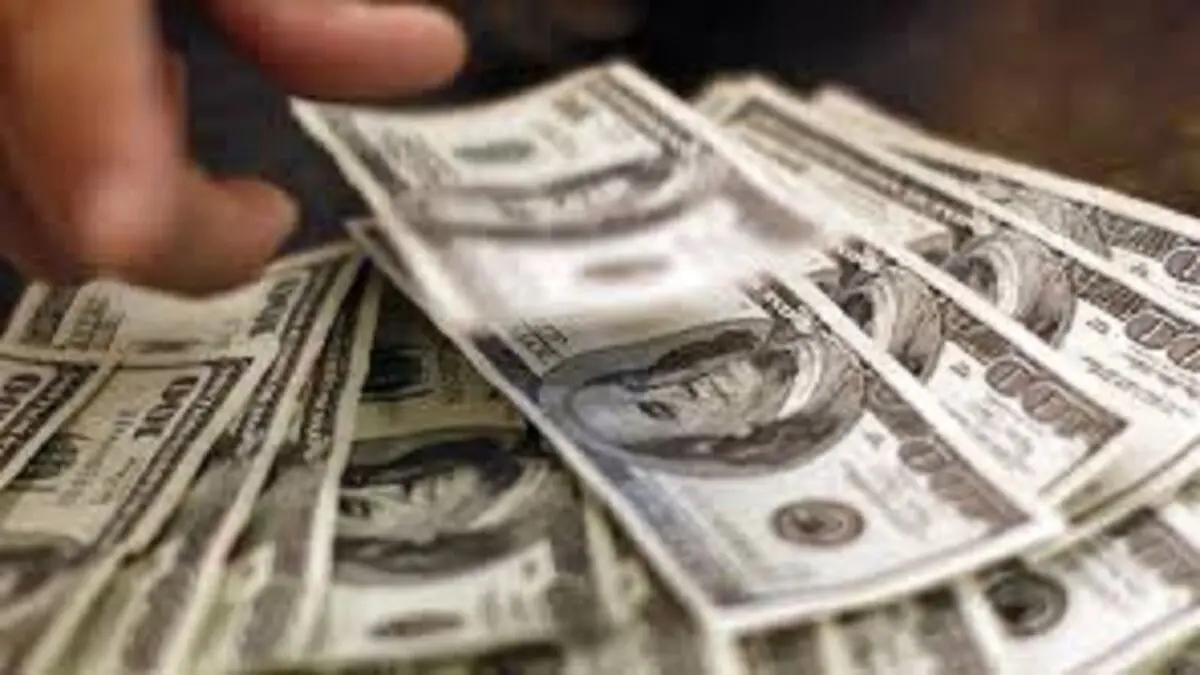 نرخ ارز در بازار آزاد ۱۳ دی ۱۴۰۰؛ دلار ۲۷ هزار و ۳۹۵ تومان است