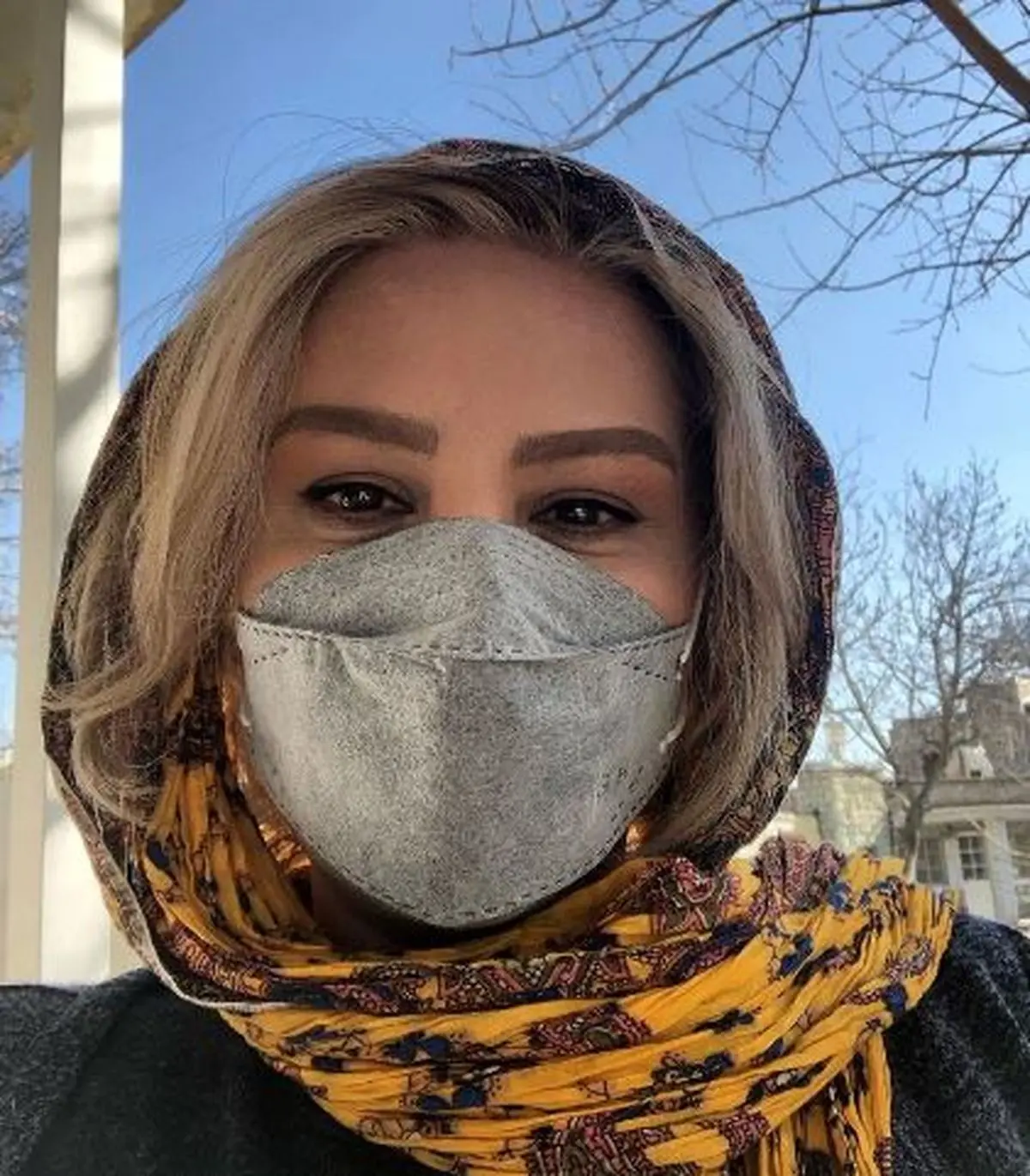 تیپ قرمز رنگ افسانه چهره آزاد /عکس