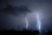 صاعقه، 2 راس دام سنگین را در روستای زرشکه بروجرد تلف کرد
