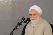 بندگی خدا حسابش از زرق و برق دنیا جداست