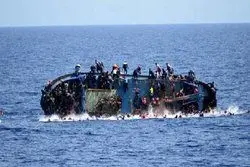 ایتالیا بنادر خود را به روی یک کشتی امداد با ۳۱۰ مهاجر بست 