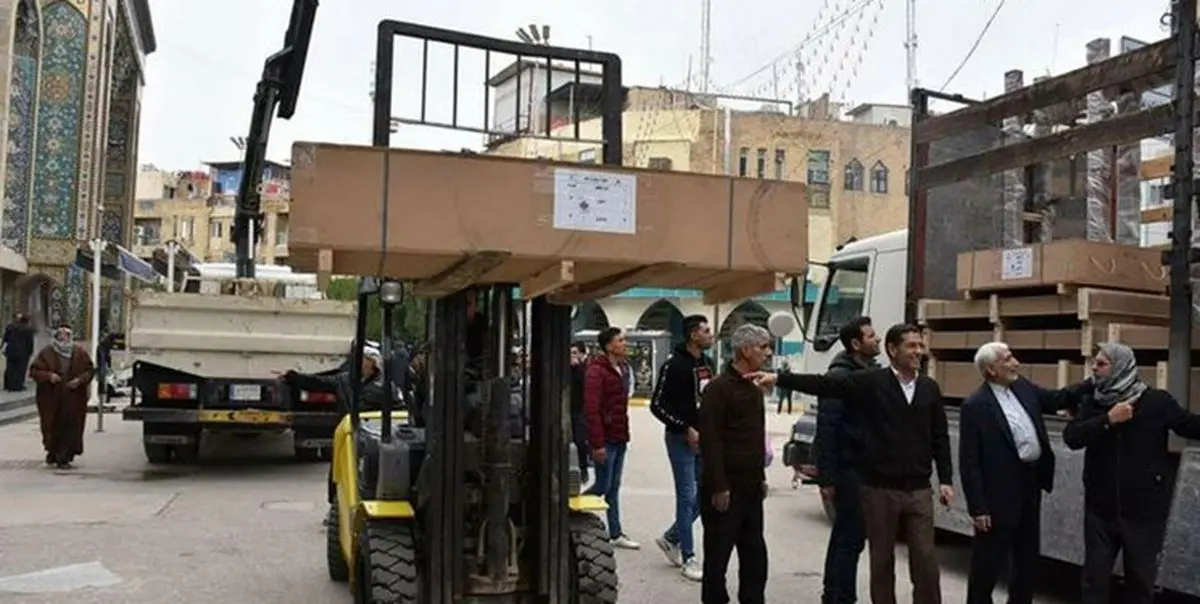 ورود پنجره ضریح جدید شهدای نینوا به کربلا