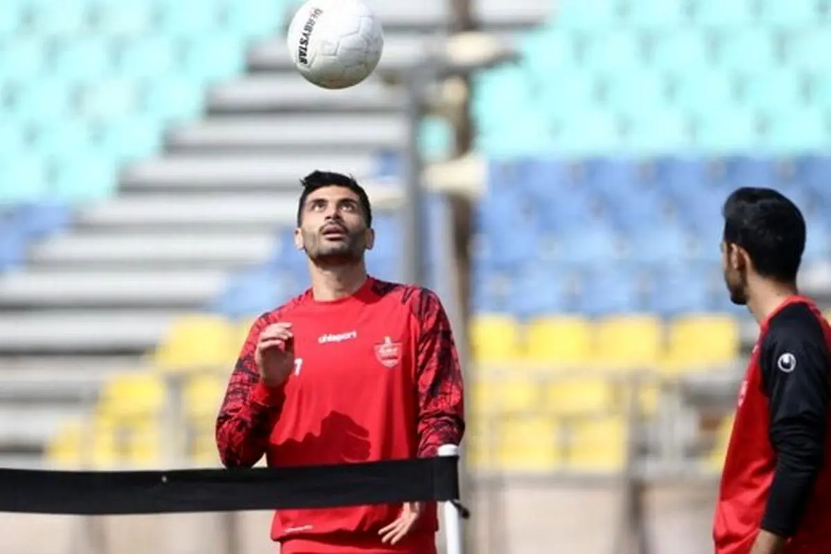 اتفاق عجیب در تبریز؛ یک پرسپولیسی در تونل استادیوم اخراج شد