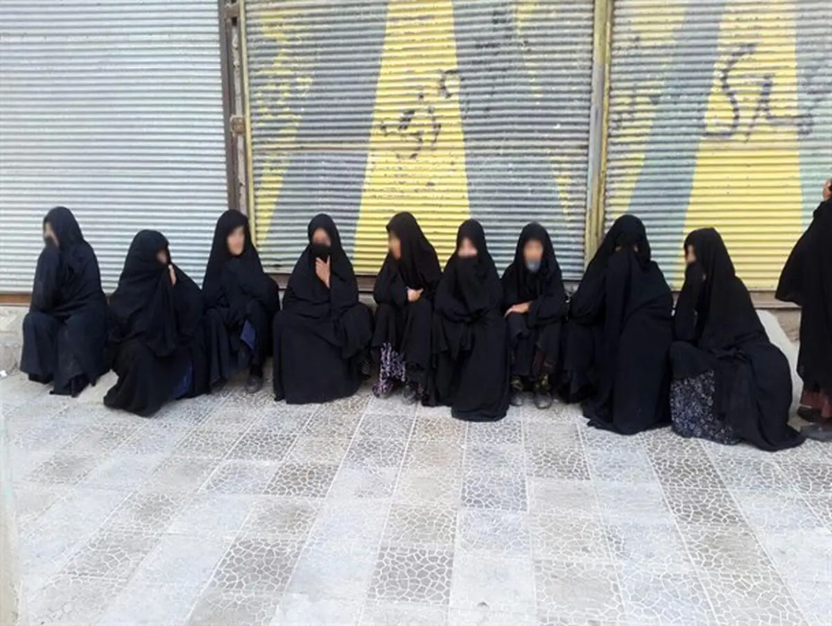نقاب غیرت از روی دولت افتاد