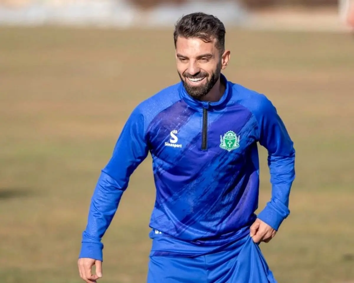 بازیکن سابق استقلال به صدرنشین لیگ دو پیوست