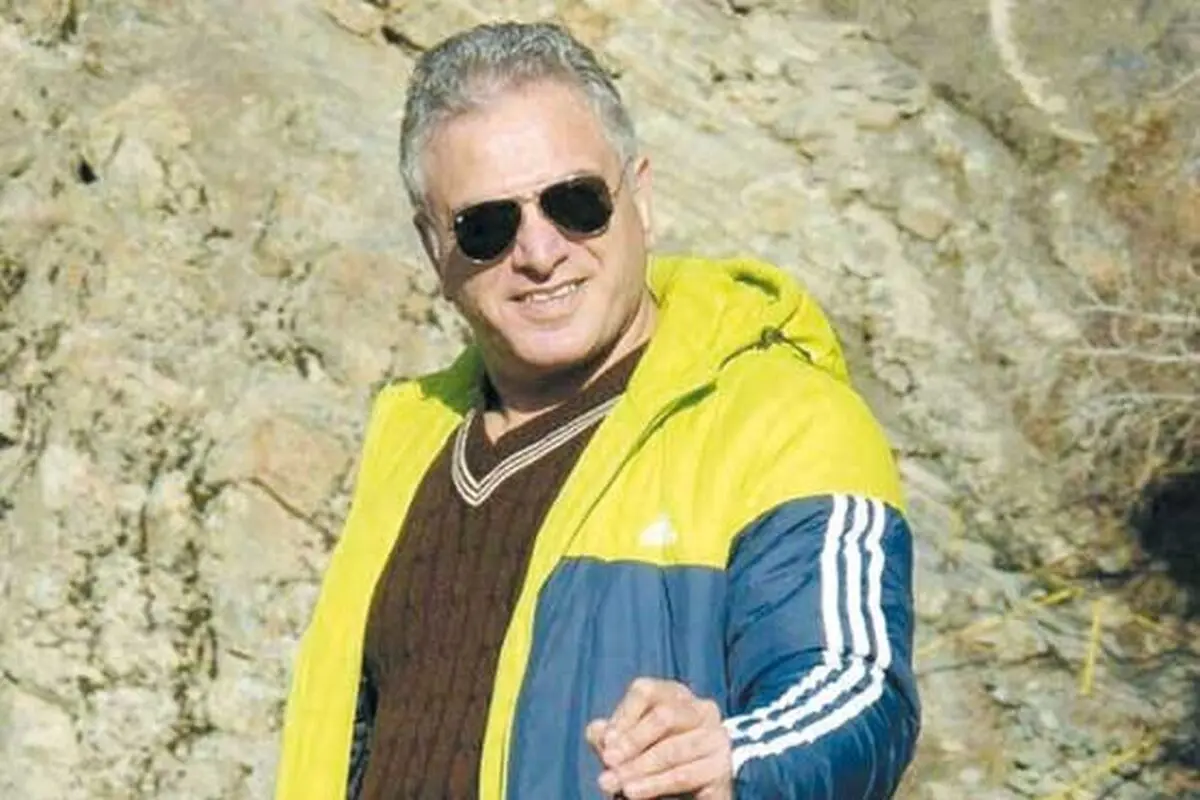 آقای نویسنده: خوشحالم که سیگاری نشدم