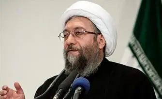 آیت‌الله آملی لاریجانی: غرامت را ایران باید بخواهد نه آمریکا