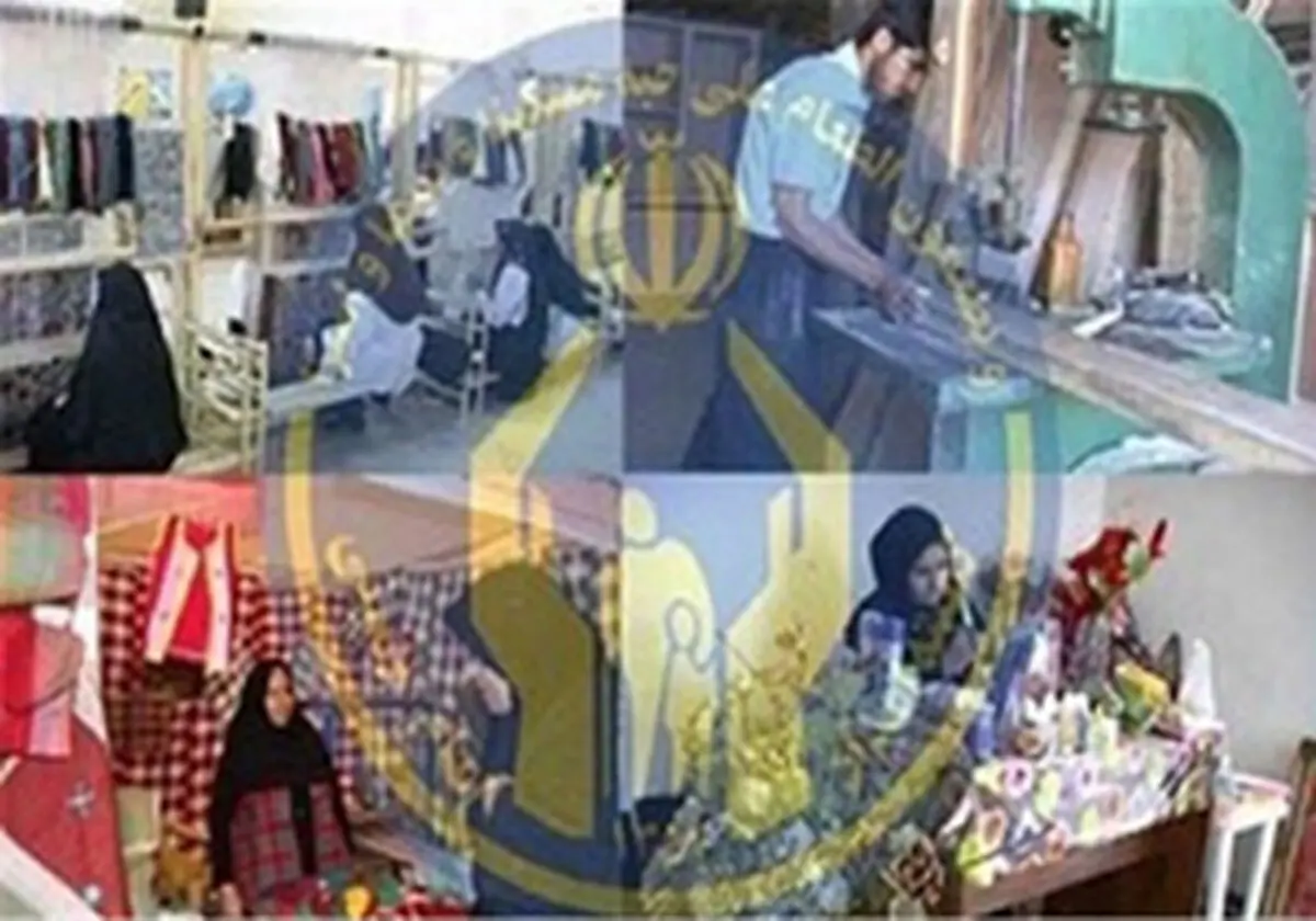 تولیدات زنان سرپرست خانوار در چهار راه ولیعصر(عج) به فروش می رسد