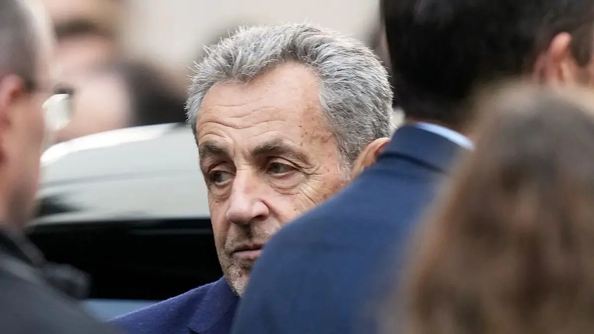سارکوزی تهدید شد