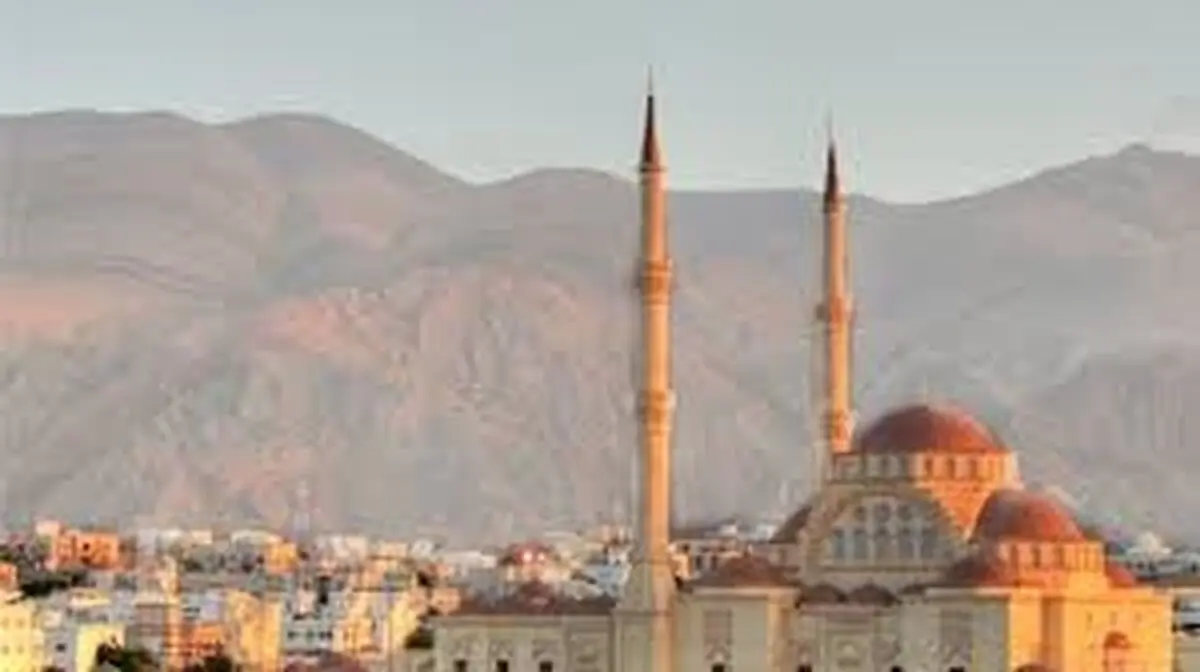 آشنایی با عمان و ثبت شرکت در آن

