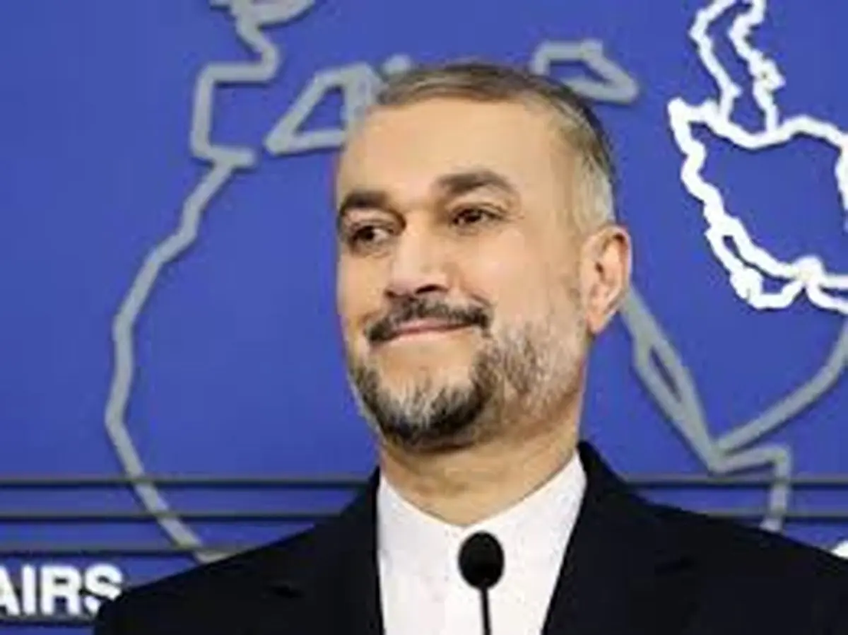وزیر امور خارجه قهرمانی تیم ملی هاکی رو یخ بانوان را تبریک گفت