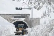 رهاسازی٧٢دستگاه خودرو از برف 