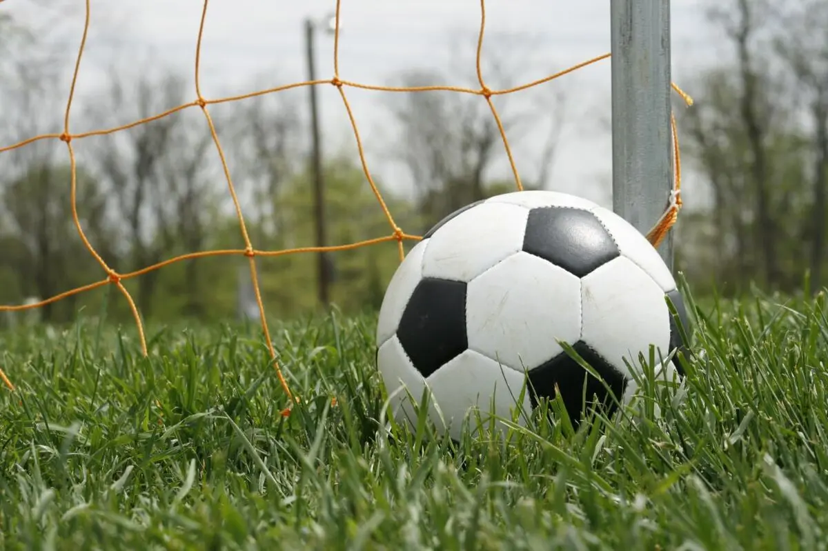 زمان پخش زنده فوتبال‌های خارجی 
