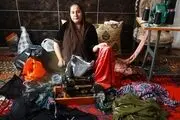 کارآفرینی یک بانوی روستایی با خیاطی در ارومیه