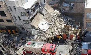 ریزش ساختمان مسکونی در خیابان سهروردی