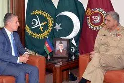 رایزنی فرمانده ارتش پاکستان با سفیر آذربایجان