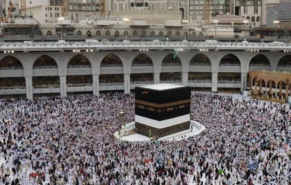استقبال گرم عربستانى ها از حجاج ایرانى+فیلم