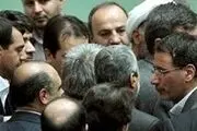 تلاش مدیر دولتی برای جمع‌آوری نامه توهین‌آمیز علیه مجلس