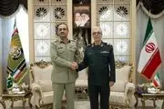 جزئیات دیدار فرمانده ارتش پاکستان با سرلشکر باقری‌